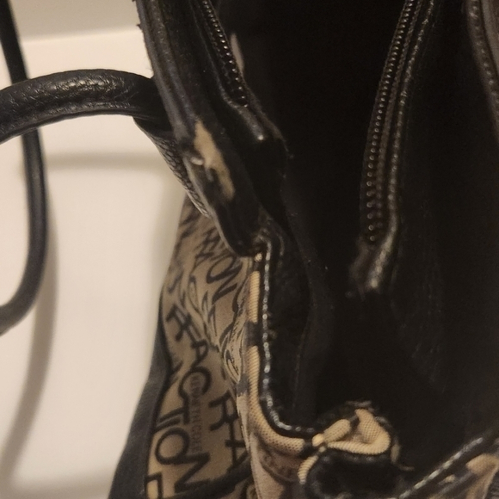 Kenneth Cole Reaction Shoulder‎ Purse - Picture 8 of 16